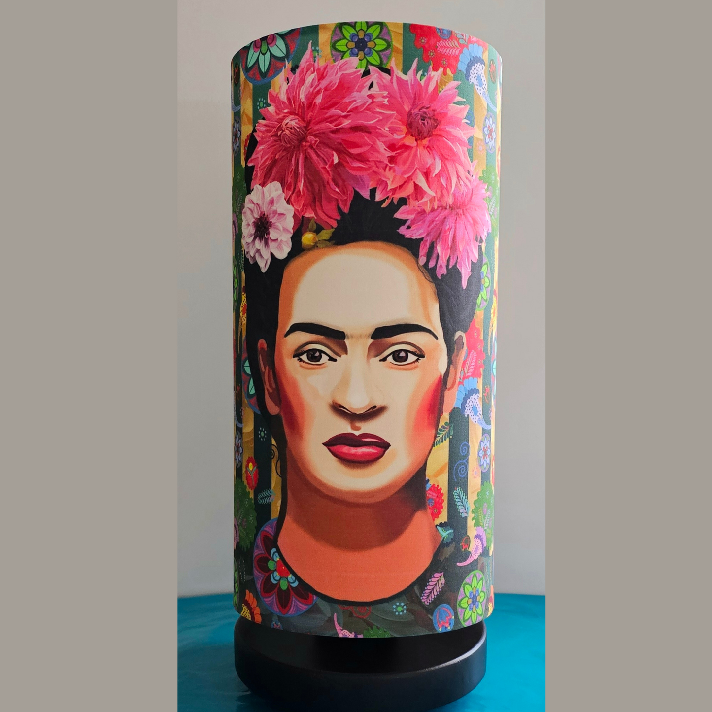 Viva Frida Illumine